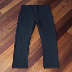 Wunder under cropped leggings